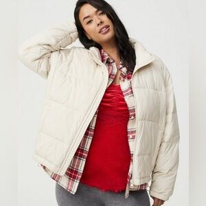 Torrid Puffer Jacket in Birch. Size 0. NWT
